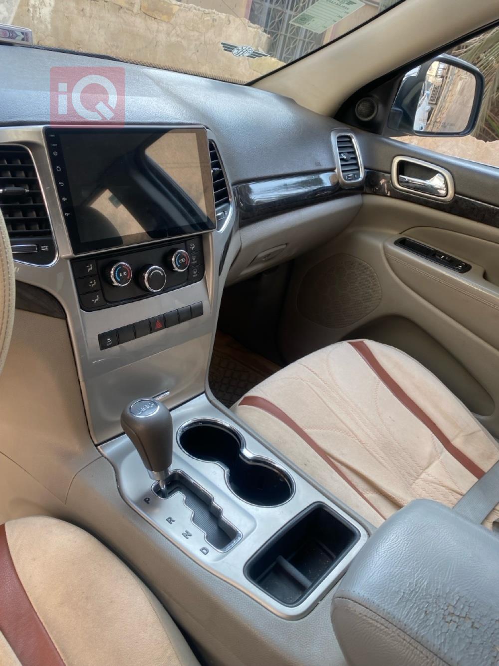 جيب جراند شيروكي